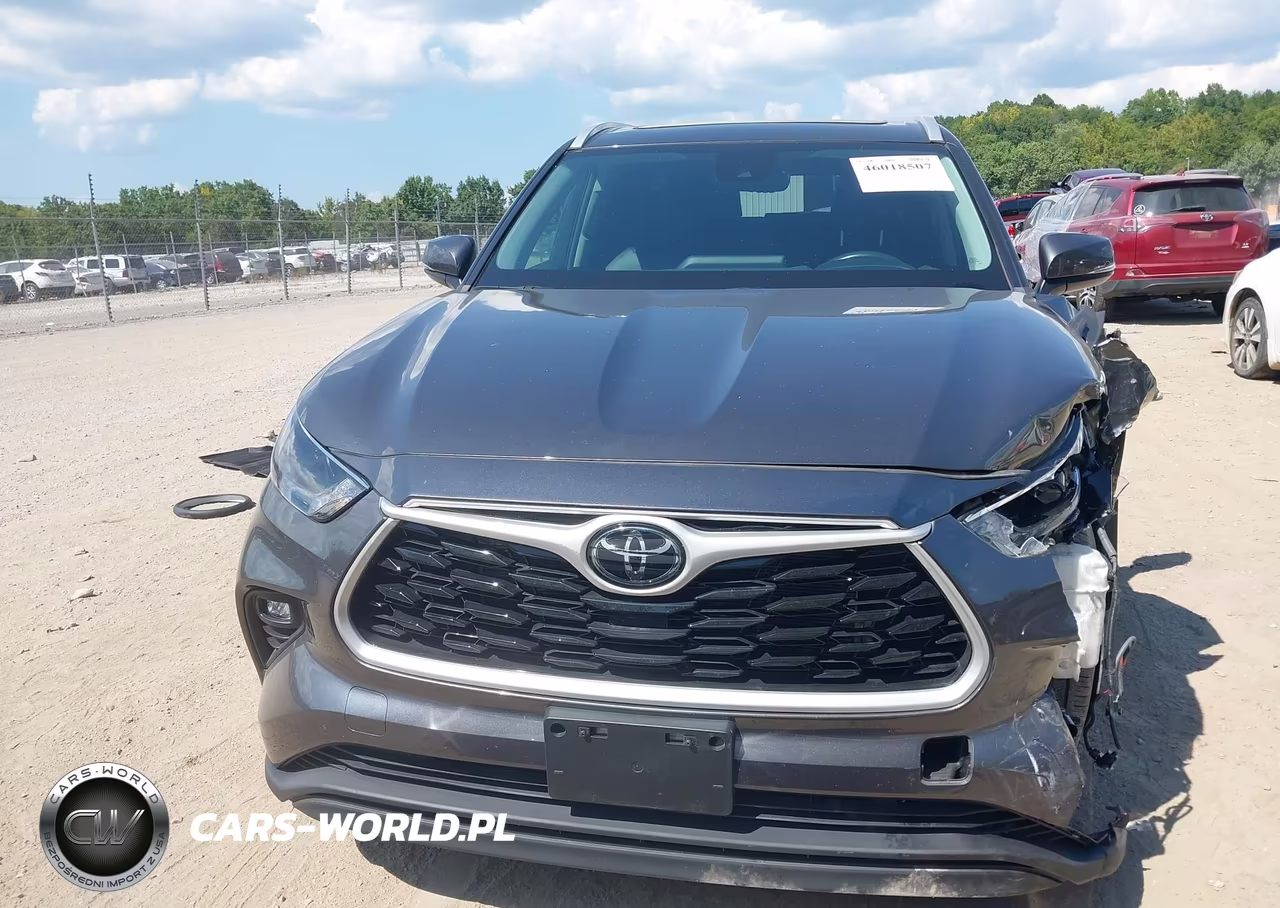 2022 Toyota Highlander Xle VIN:5TDHZRBHXNS252407 - 12