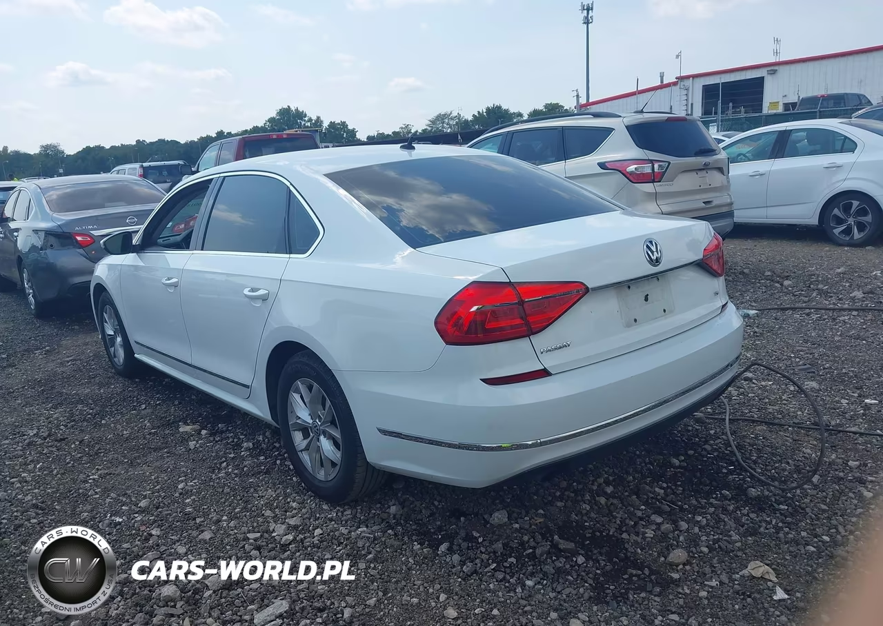 2016 Volkswagen Passat 1.8T S VIN:1VWAT7A39GC056134 - 3