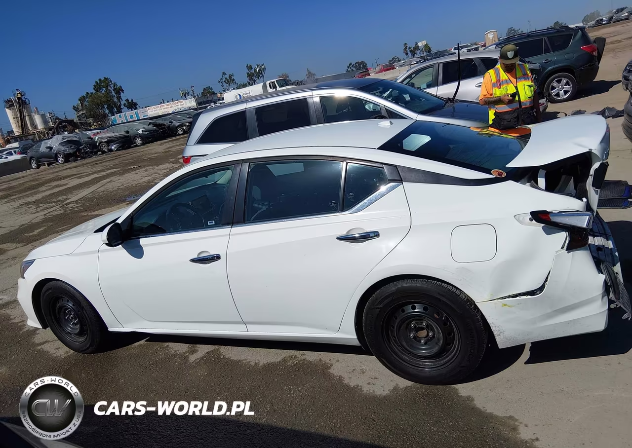 2019 Nissan Altima 2.5 S VIN:1N4BL4BV8KC221613 - 13