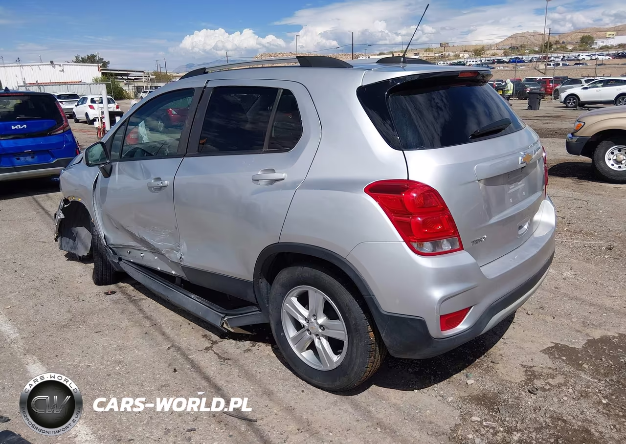 2022 Chevrolet Trax Fwd Lt VIN:KL7CJLSM8NB565679 - 3