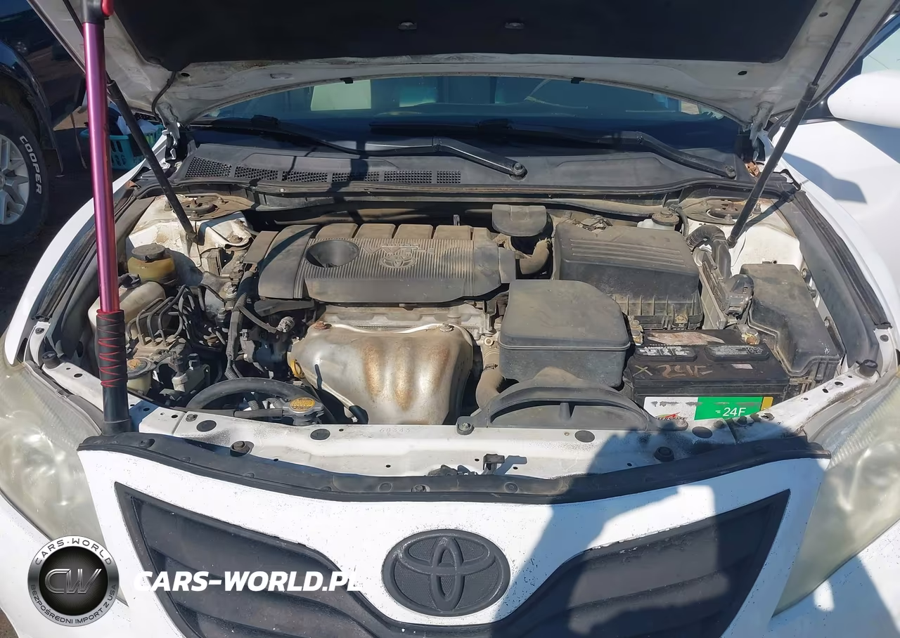 2010 Toyota Camry Le VIN:4T1BF3EK7AU510113 - 10