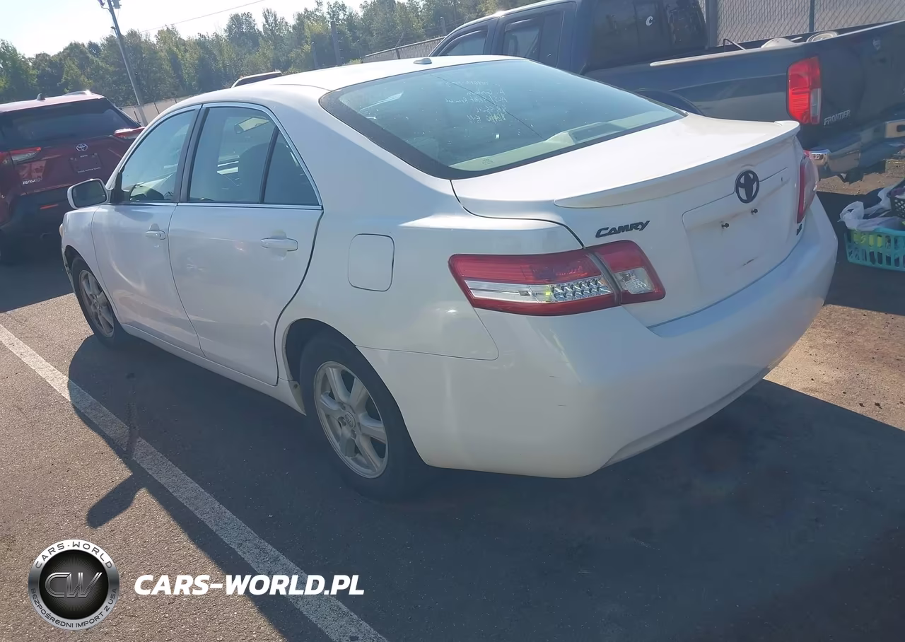 2010 Toyota Camry Le VIN:4T1BF3EK7AU510113 - 3