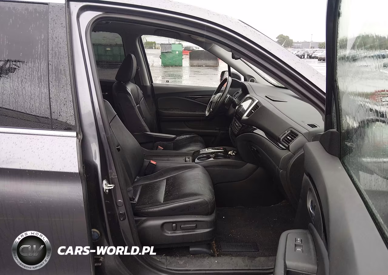 2017 Honda Pilot Touring VIN:5FNYF6H95HB004307 - 5