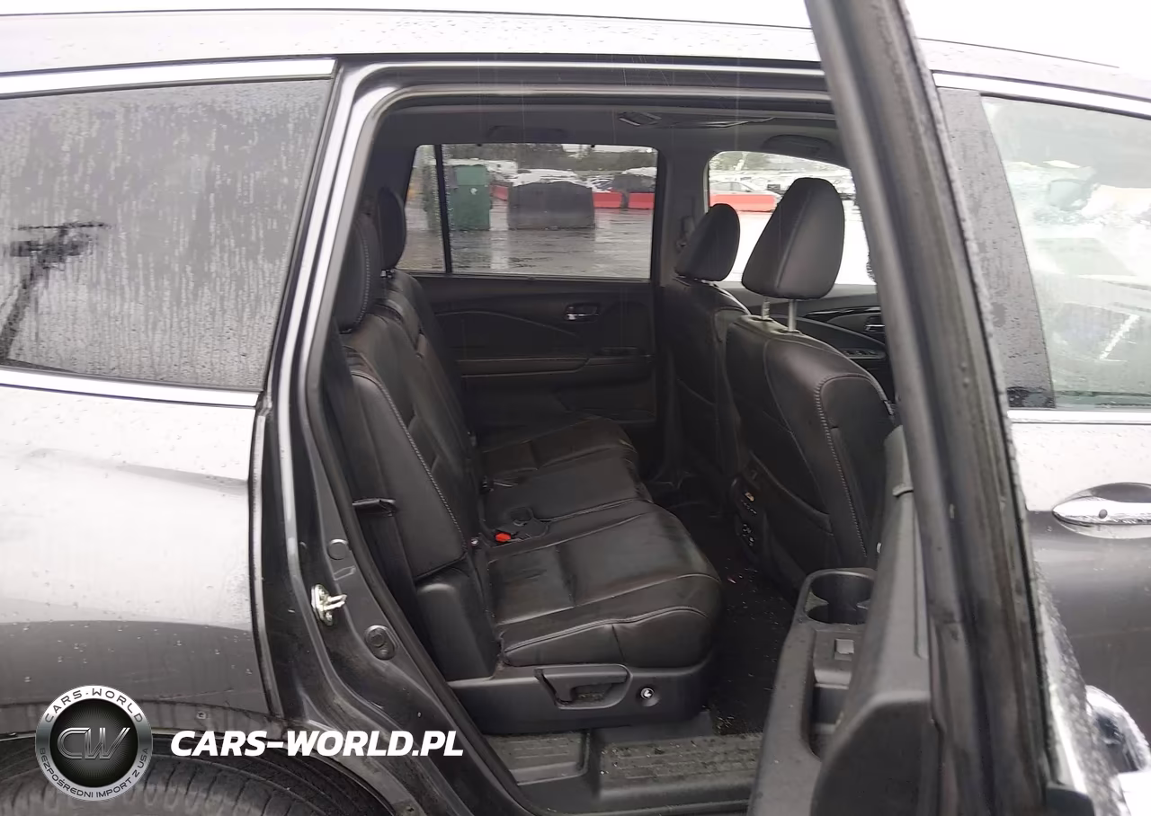 2017 Honda Pilot Touring VIN:5FNYF6H95HB004307 - 8