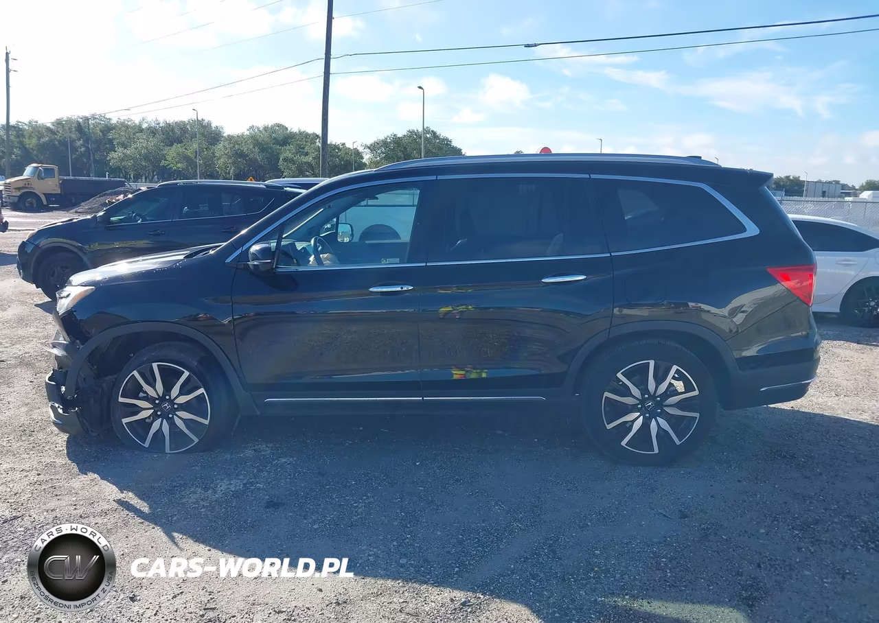2019 Honda Pilot Touring VIN:5FNYF5H61KB034363 - 14