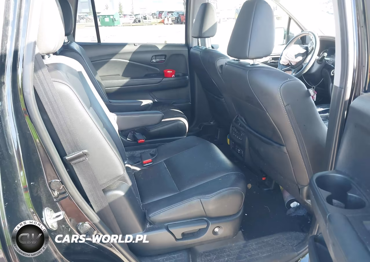2019 Honda Pilot Touring VIN:5FNYF5H61KB034363 - 8