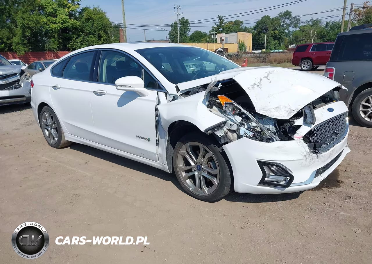 2019 Ford Fusion Hybrid Titanium