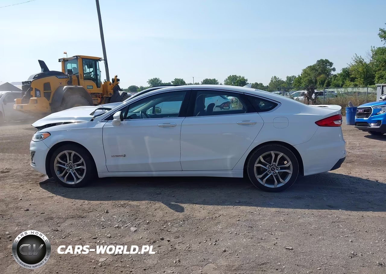 2019 Ford Fusion Hybrid Titanium VIN:3FA6P0RU5KR109560 - 14