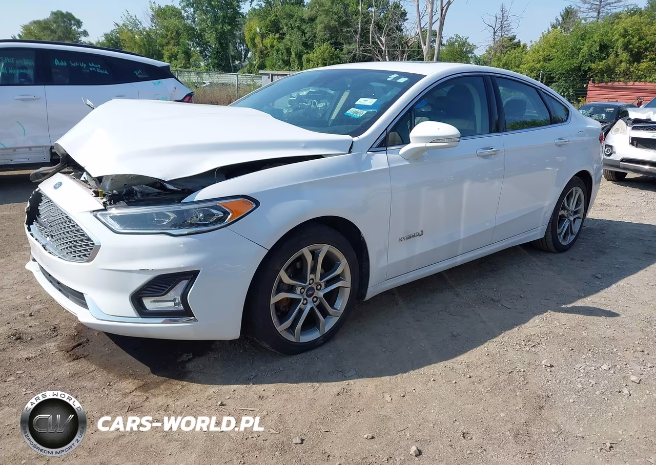 2019 Ford Fusion Hybrid Titanium VIN:3FA6P0RU5KR109560 - 2