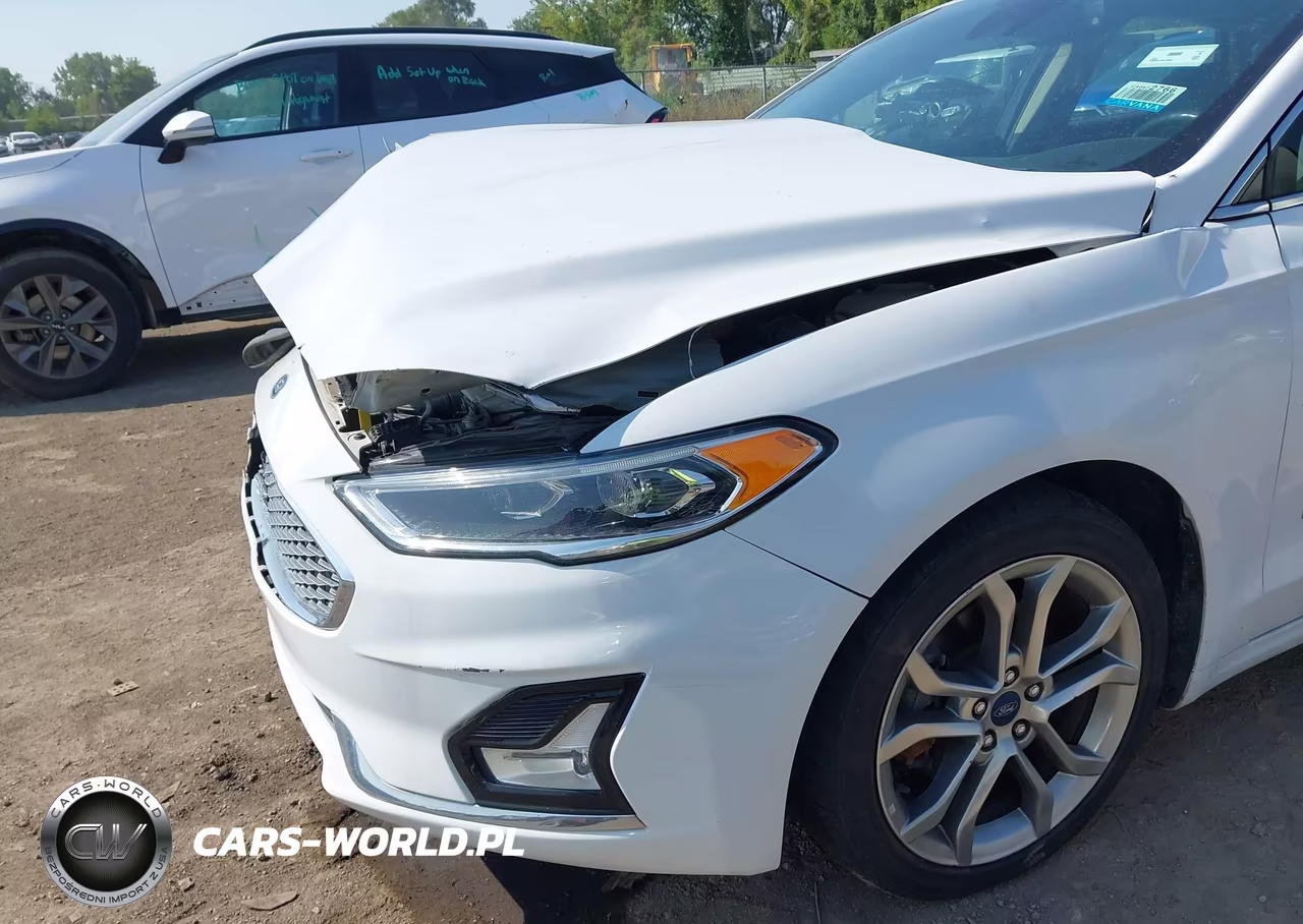 2019 Ford Fusion Hybrid Titanium VIN:3FA6P0RU5KR109560 - 6