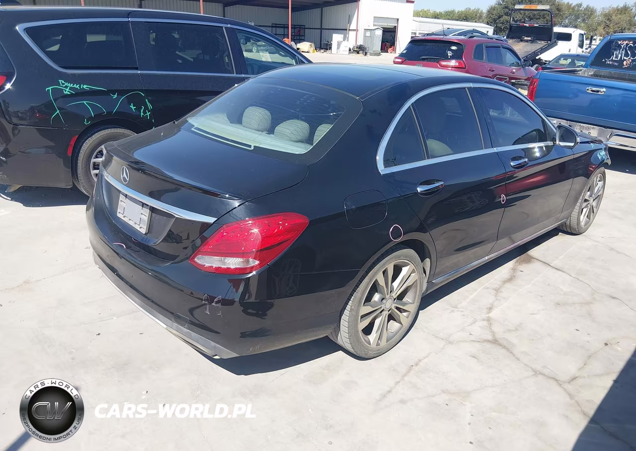 2017 Mercedes-Benz C 300 VIN:55SWF4JB9HU208325 - 4