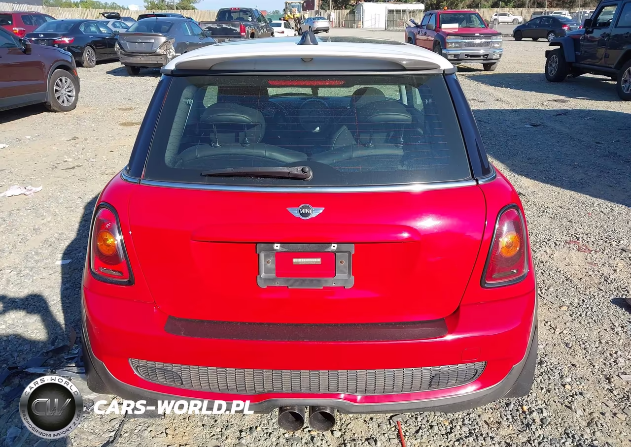 2009 Mini Cooper S VIN:WMWMF73569TW82648 - 16