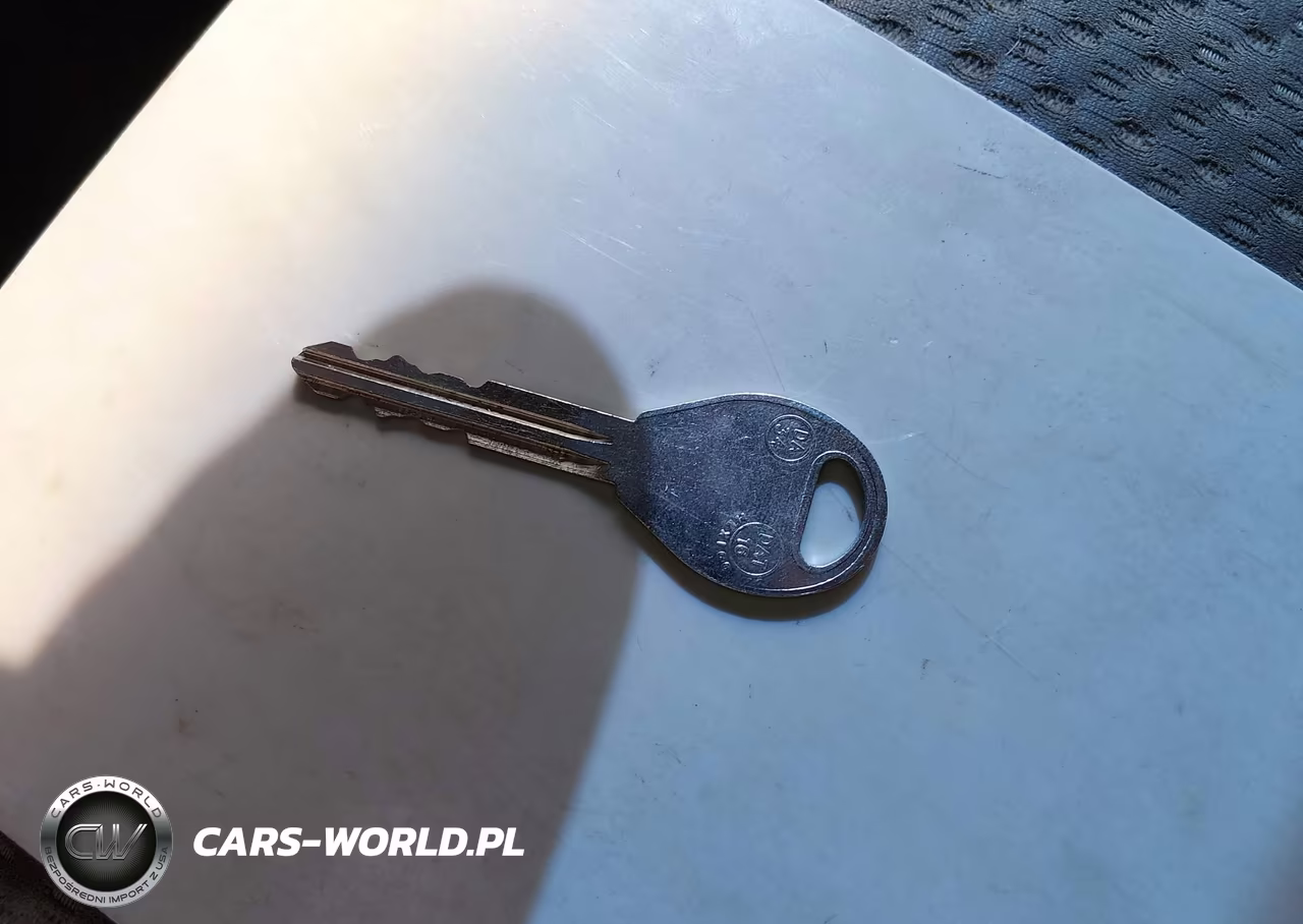 2004 Nissan Sentra 1.8S VIN:3N1CB51D94L471307 - 11