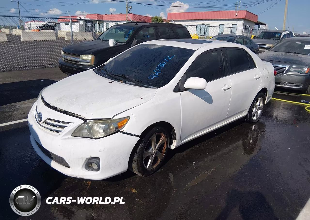2013 Toyota Corolla Le VIN:2T1BU4EE8DC990478 - 2