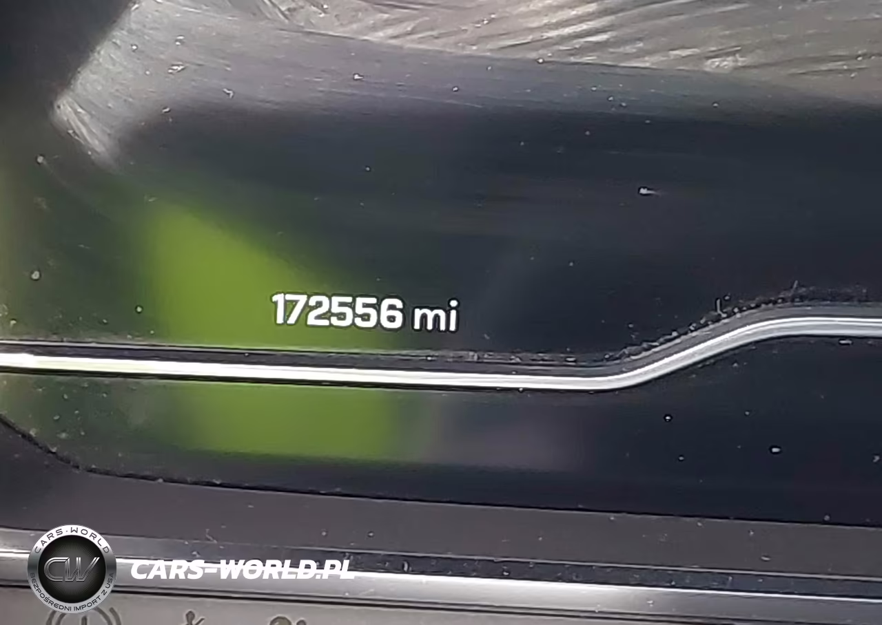 2022 Chevrolet Suburban 4Wd Lt VIN:1GNSKCKD2NR112233 - 14