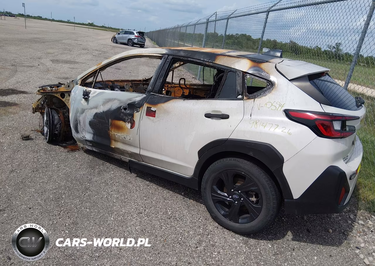2024 Subaru Crosstrek VIN:JF2GUABC9R8320594 - 3