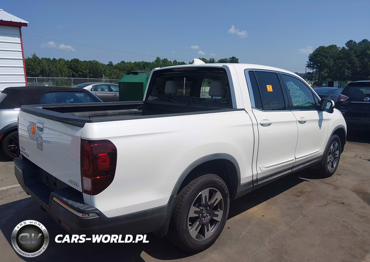 2017 Honda Ridgeline Rtl-T VIN:5FPYK3F66HB016217 - 4