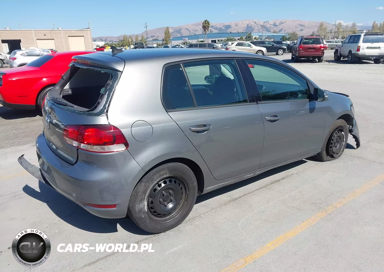 2014 Volkswagen Golf 2.5L VIN:WVWDB7AJ3EW000977 - 4