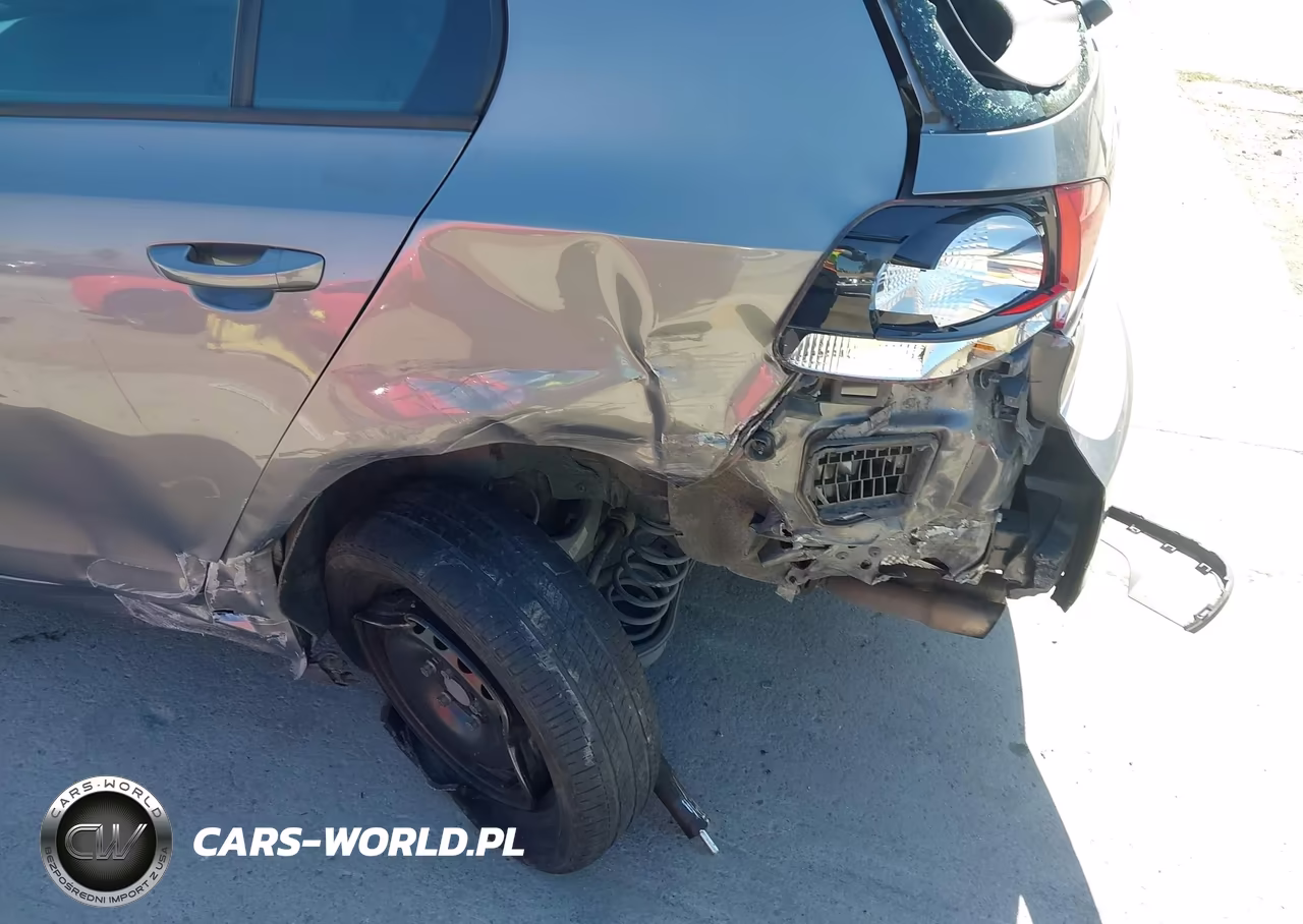 2014 Volkswagen Golf 2.5L VIN:WVWDB7AJ3EW000977 - 6