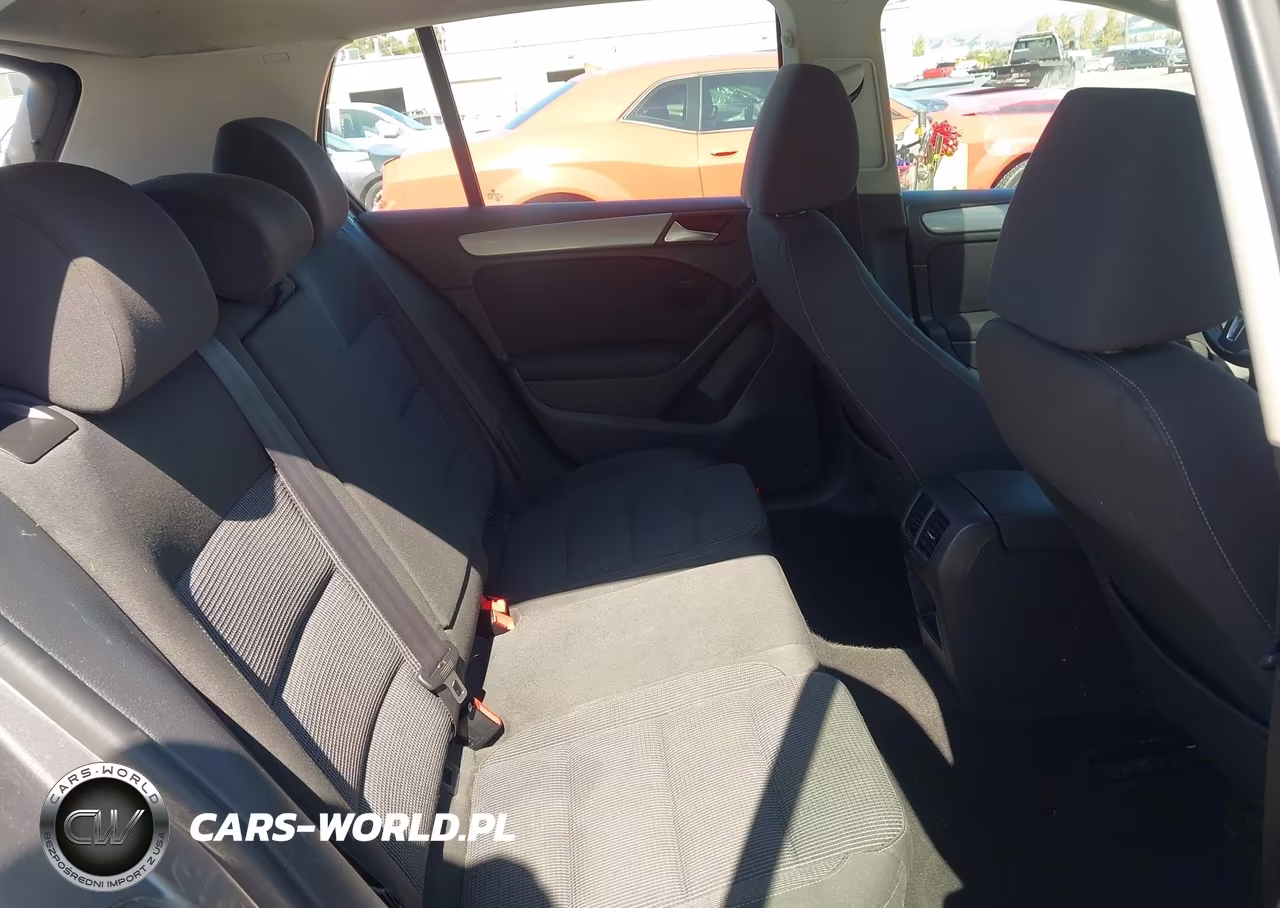 2014 Volkswagen Golf 2.5L VIN:WVWDB7AJ3EW000977 - 8