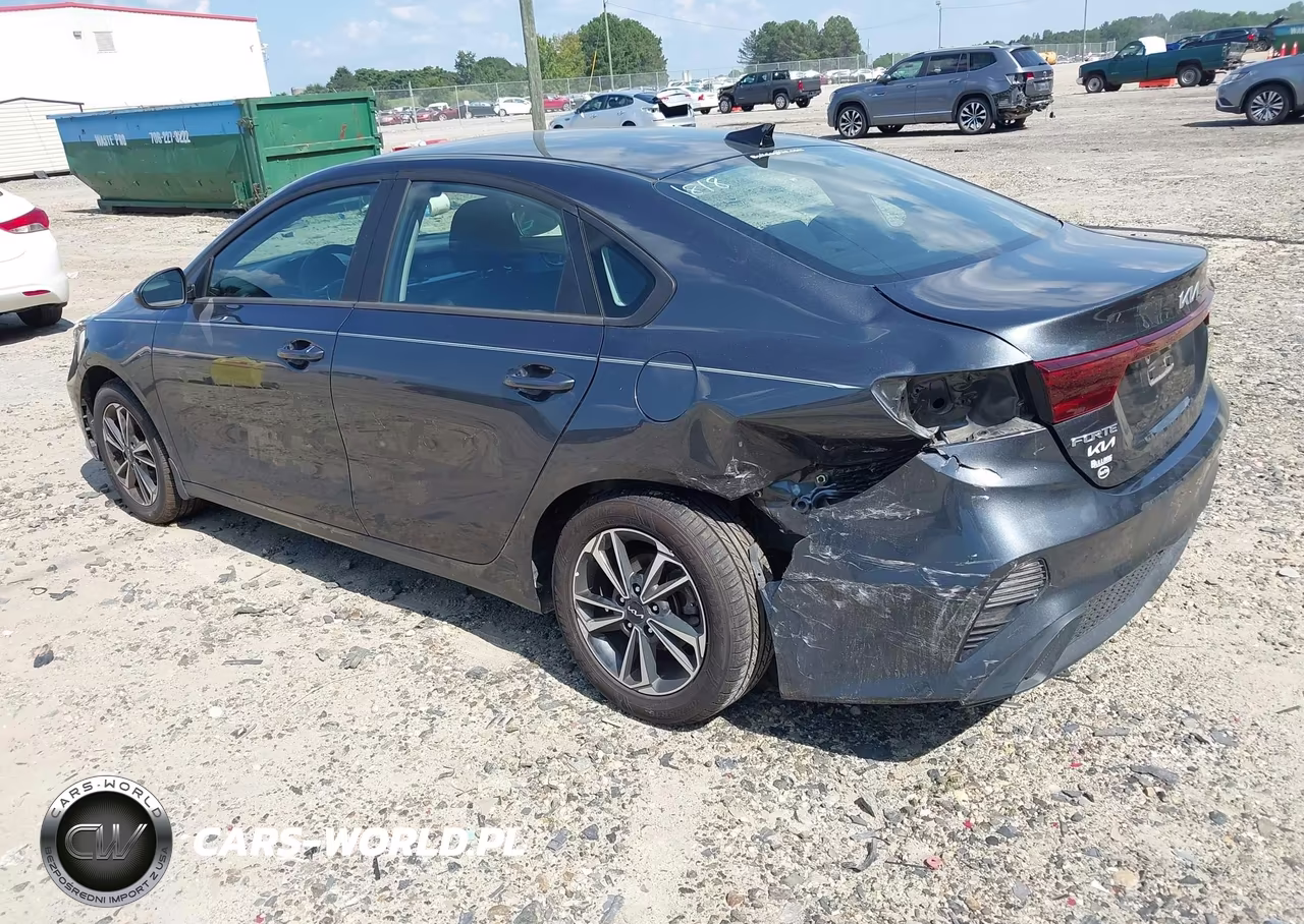 2024 Kia Forte Lxs VIN:3KPF24AD5RE831818 - 3