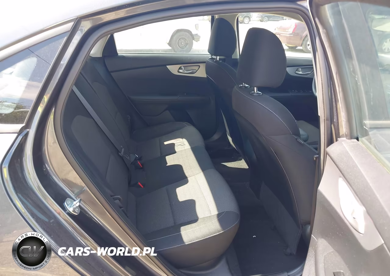 2024 Kia Forte Lxs VIN:3KPF24AD5RE831818 - 8