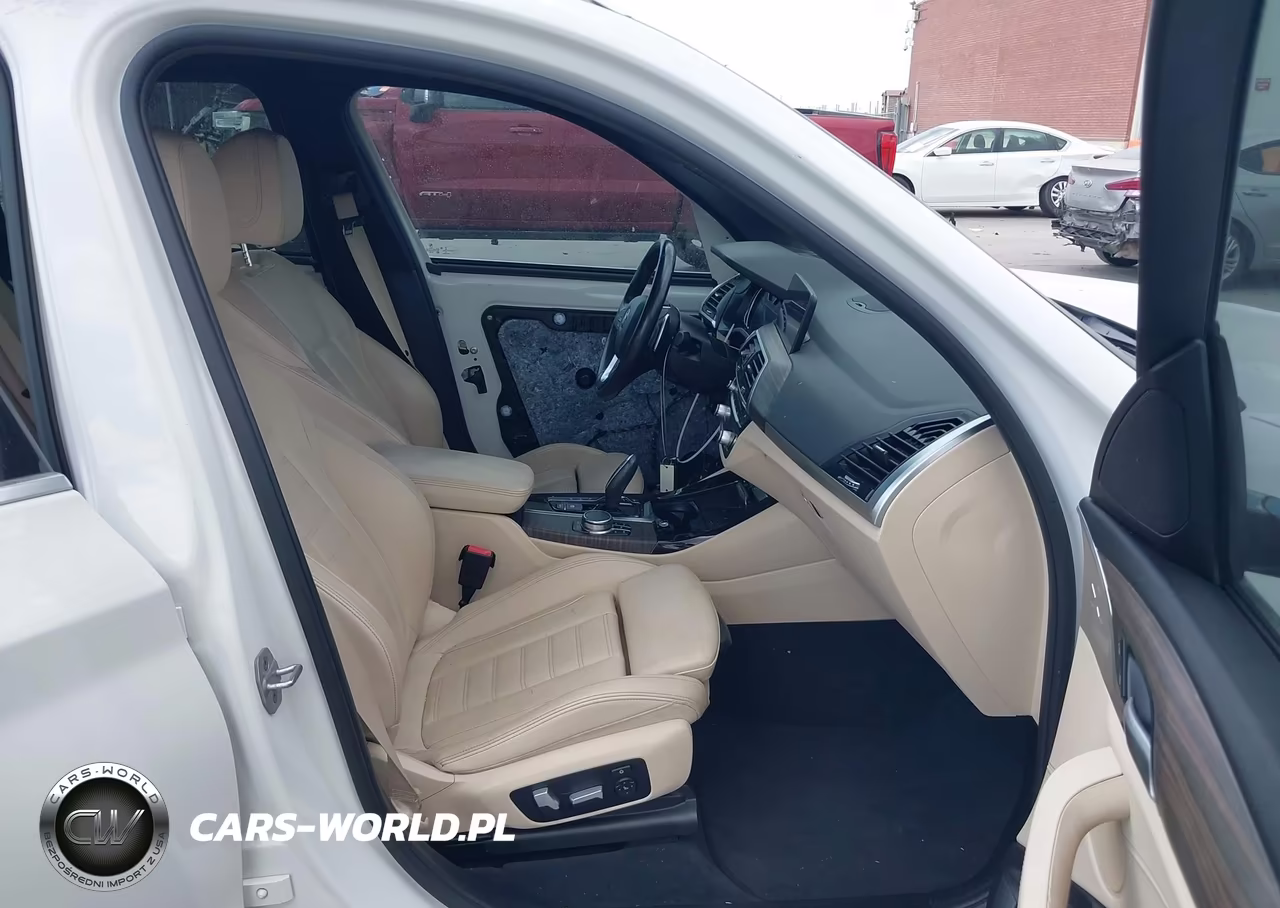 2018 BMW X3 xDrive30I VIN:5UXTR9C53JLC68699 - 5