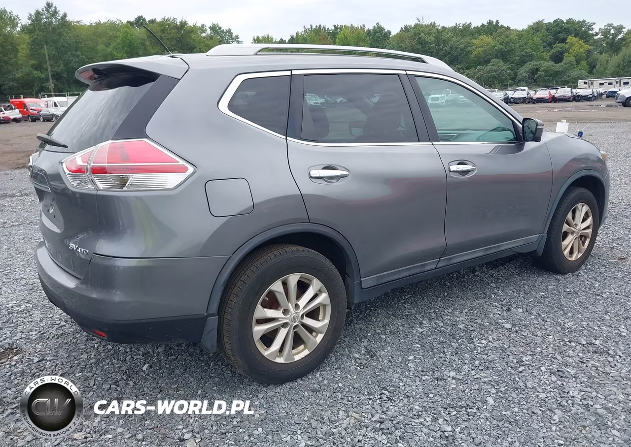 2015 Nissan Rogue Sv VIN:5N1AT2MV4FC877316 - 4