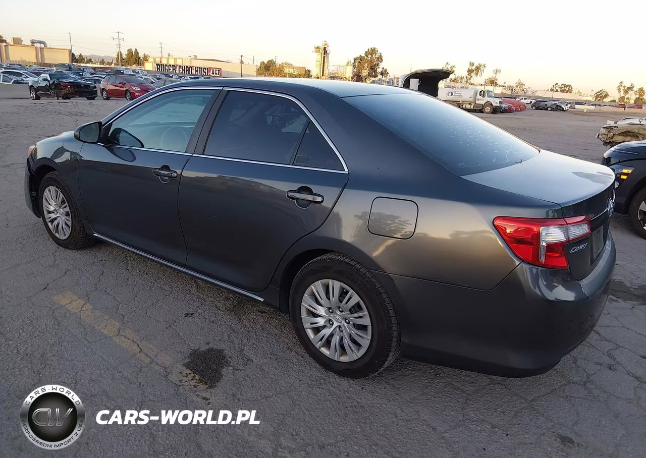 2012 Toyota Camry Le VIN:4T1BF1FK1CU066121 - 3