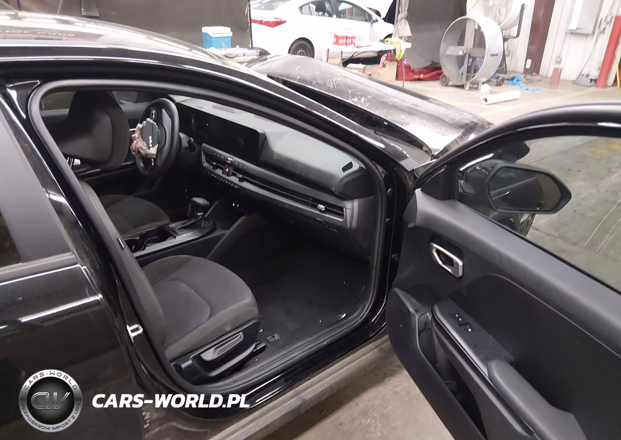 2026 Kia K4 Lxs VIN:3KPFT4DE6TE295518 - 5