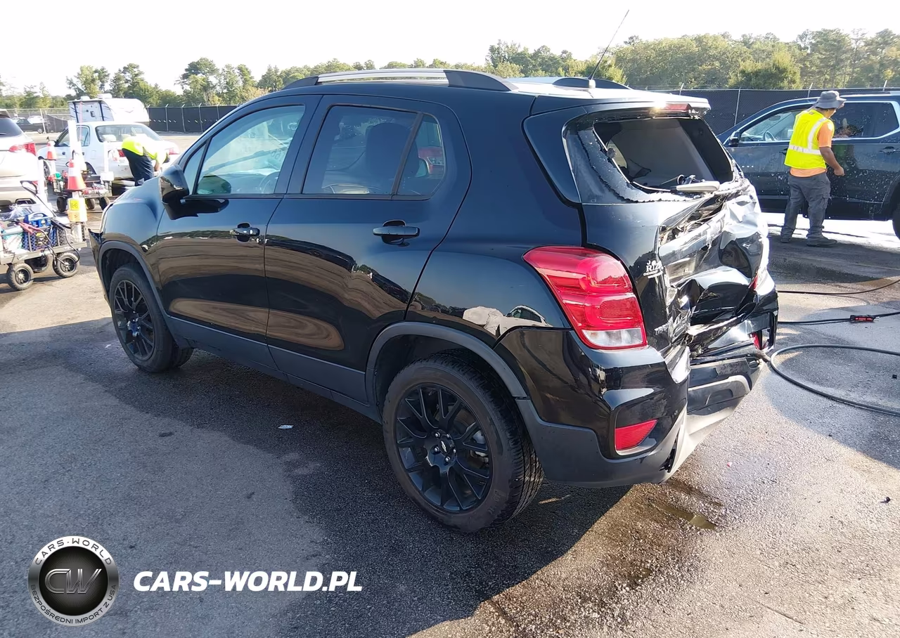 2022 Chevrolet Trax Awd Lt VIN:KL7CJPSM3NB560297 - 3
