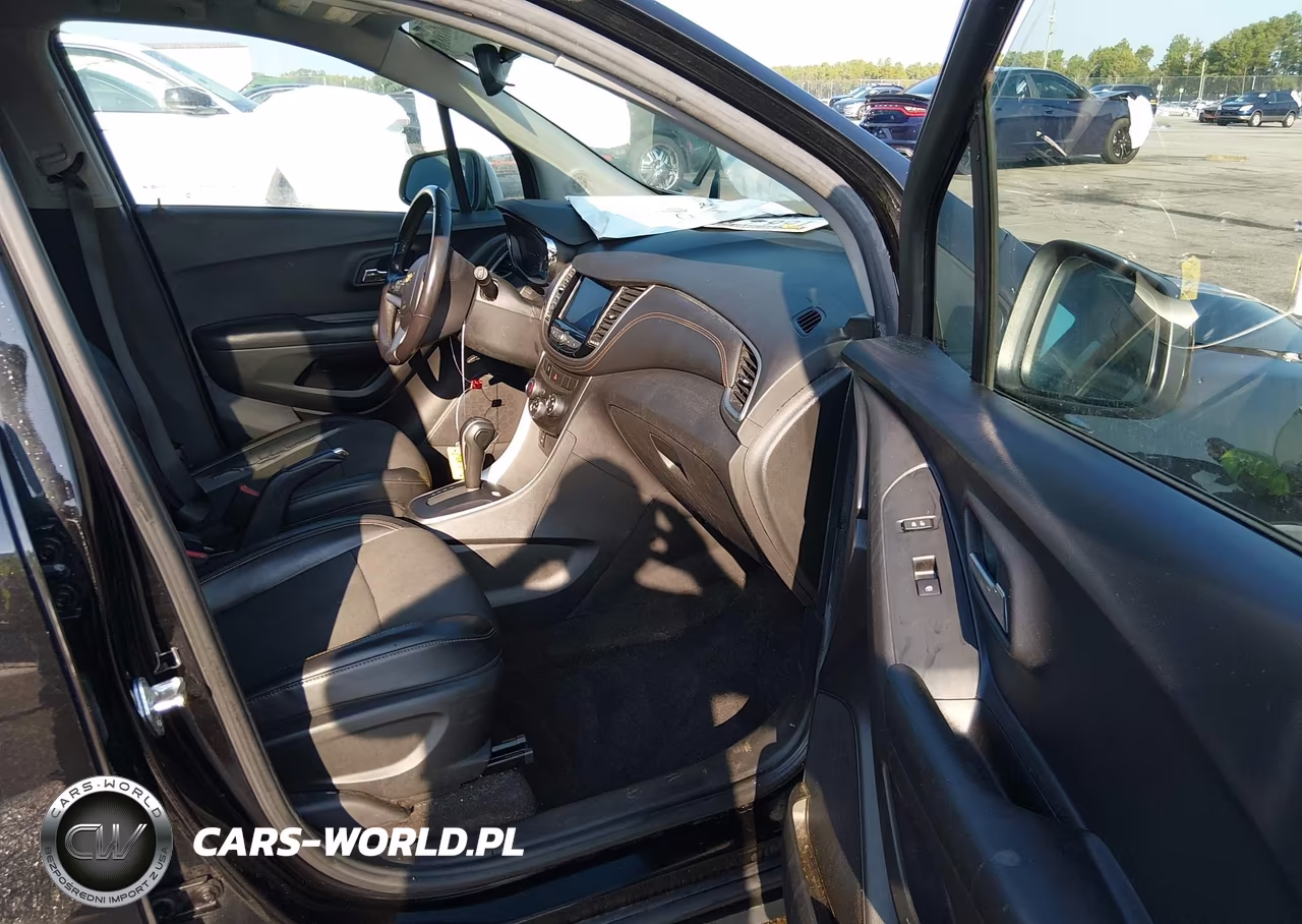 2022 Chevrolet Trax Awd Lt VIN:KL7CJPSM3NB560297 - 5