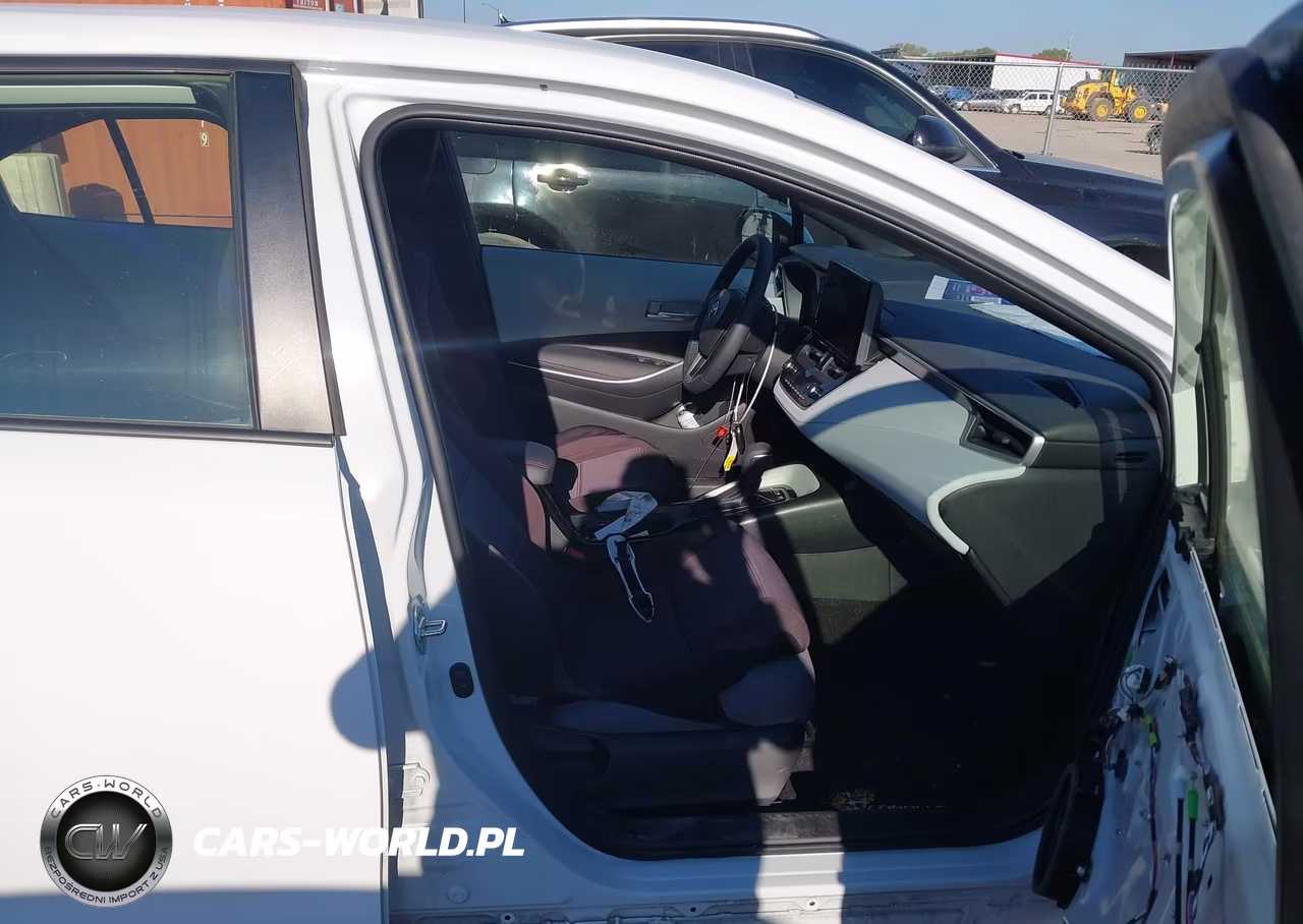 2025 Toyota Corolla Hybrid Se VIN:JTDBCMFE6SJ039134 - 5