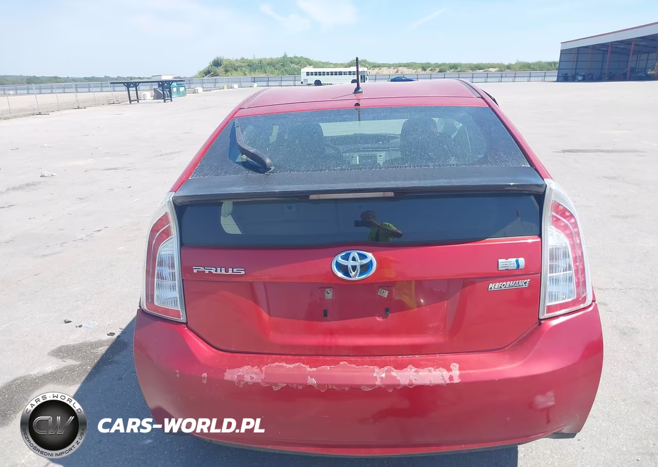 2013 Toyota Prius Two VIN:JTDKN3DU5D1685427 - 15