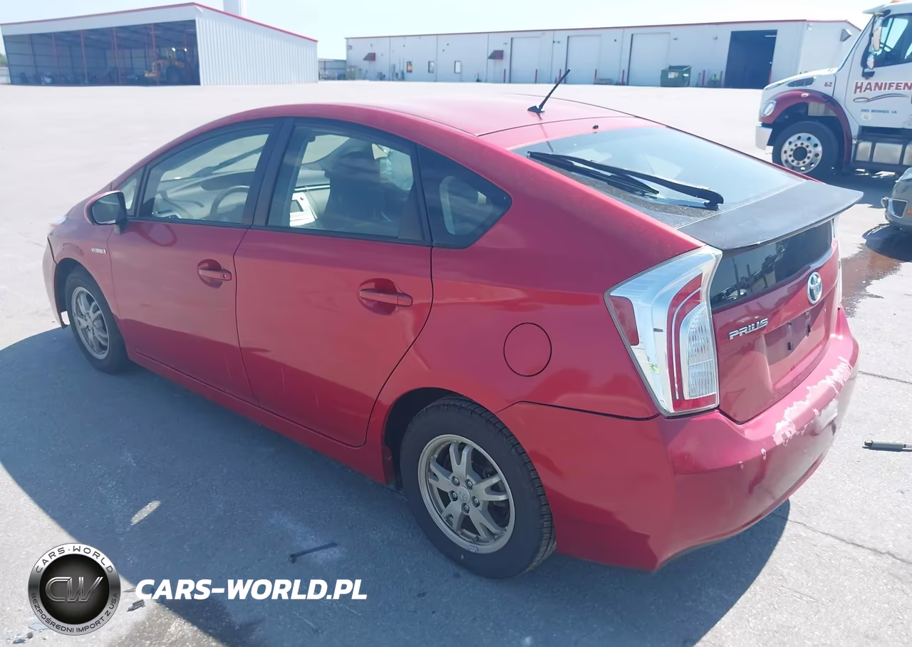 2013 Toyota Prius Two VIN:JTDKN3DU5D1685427 - 3