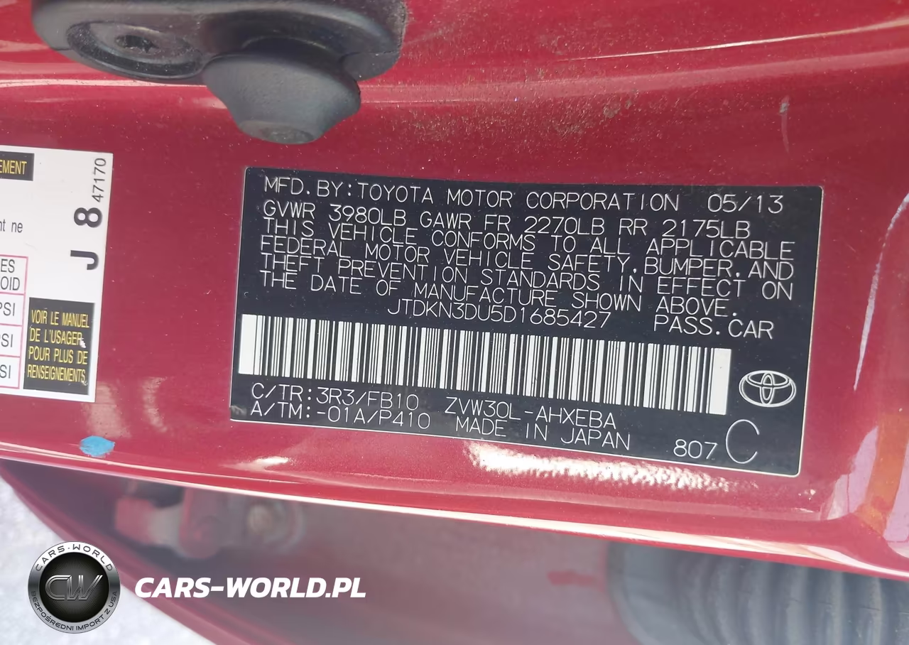 2013 Toyota Prius Two VIN:JTDKN3DU5D1685427 - 9