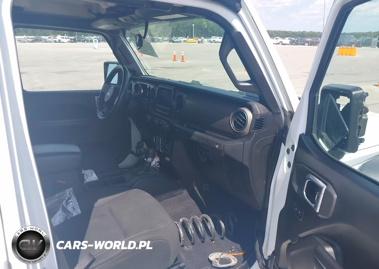 2018 Jeep Wrangler Unlimited Sport S 4X4 VIN:1C4HJXDG6JW227322 - 5