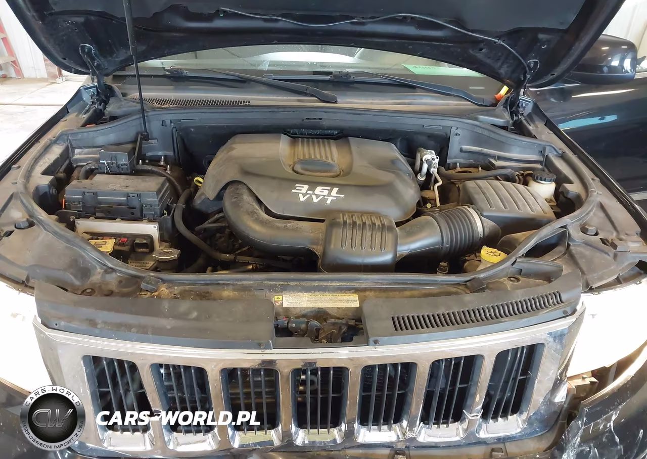 2012 Jeep Grand Cherokee Laredo VIN:1C4RJFAG6CC344518 - 10
