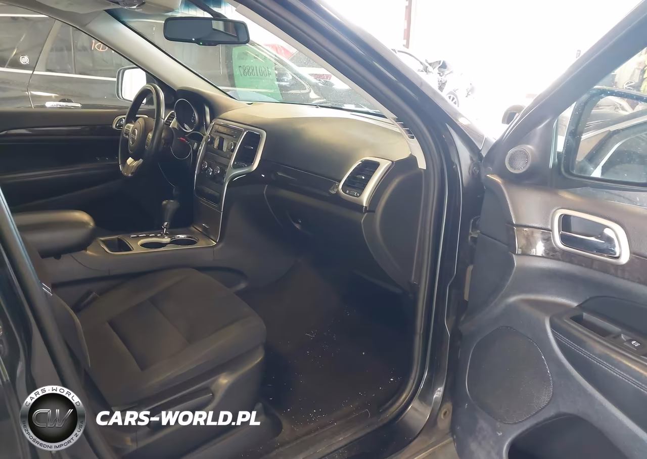 2012 Jeep Grand Cherokee Laredo VIN:1C4RJFAG6CC344518 - 5