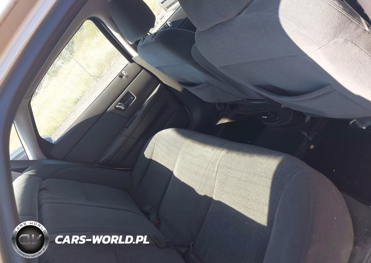 2001 Ford Taurus VIN:1FAFP55U21A116462 - 8