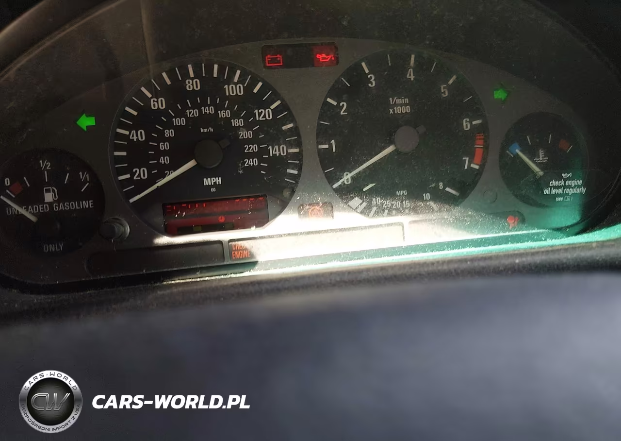 1998 BMW 323Ic VIN:WBABJ8325WEM20167 - 7