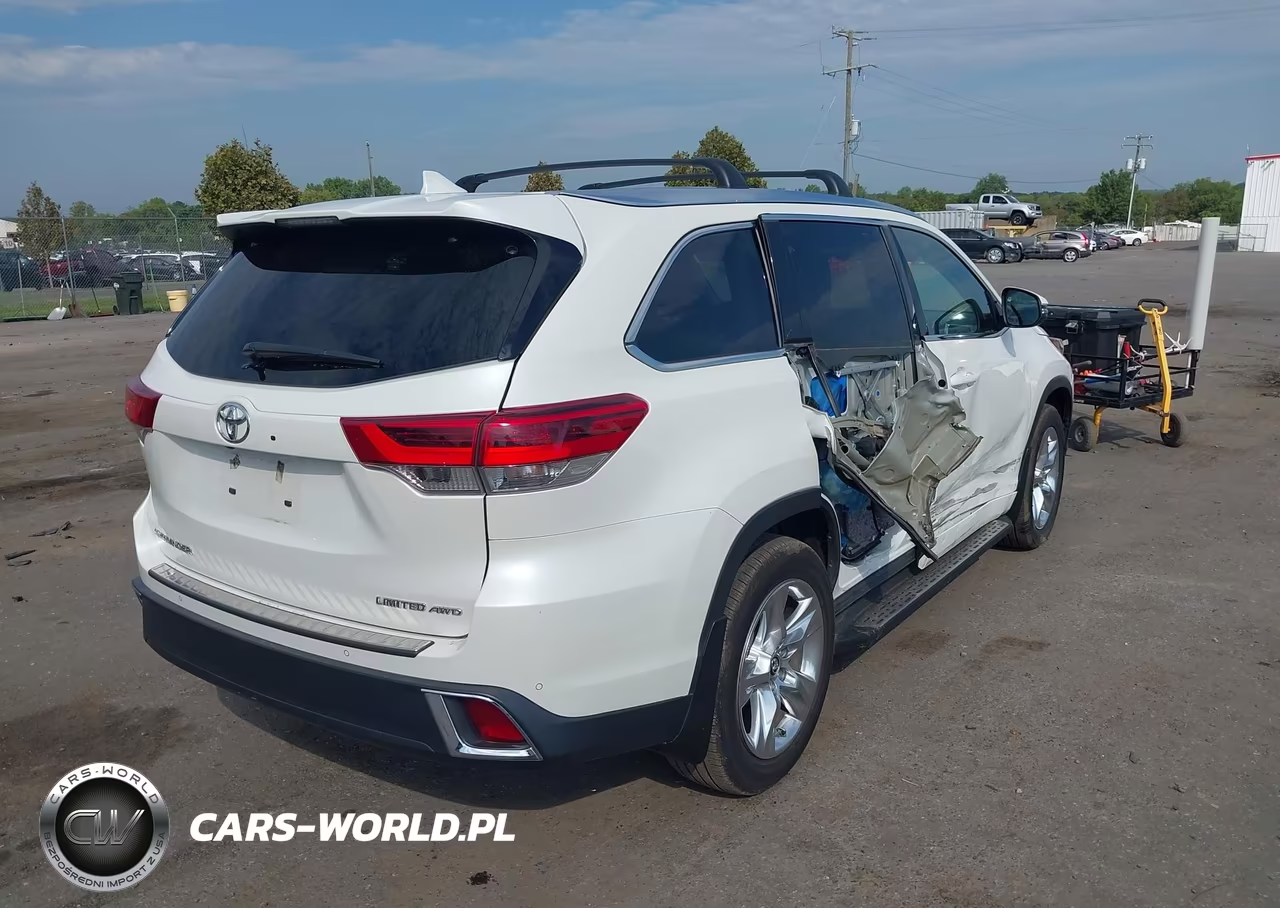 2018 Toyota Highlander Limited VIN:5TDDZRFH7JS894604 - 4