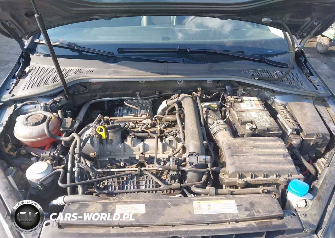 2021 Volkswagen Golf 1.4T Tsi VIN:3VWG57AU7MM001009 - 10