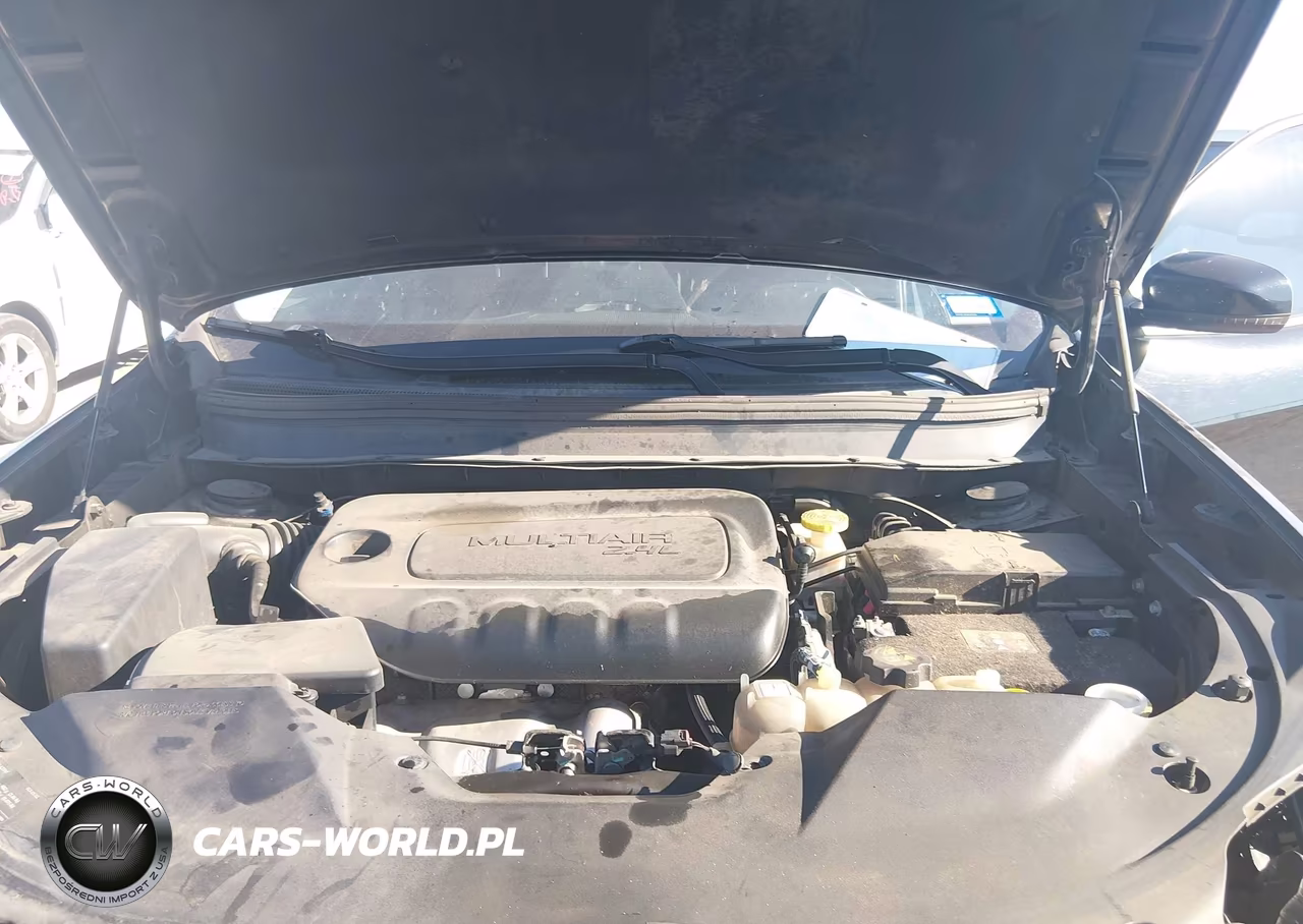2019 Jeep Cherokee Altitude Fwd VIN:1C4PJLLB6KD324642 - 8