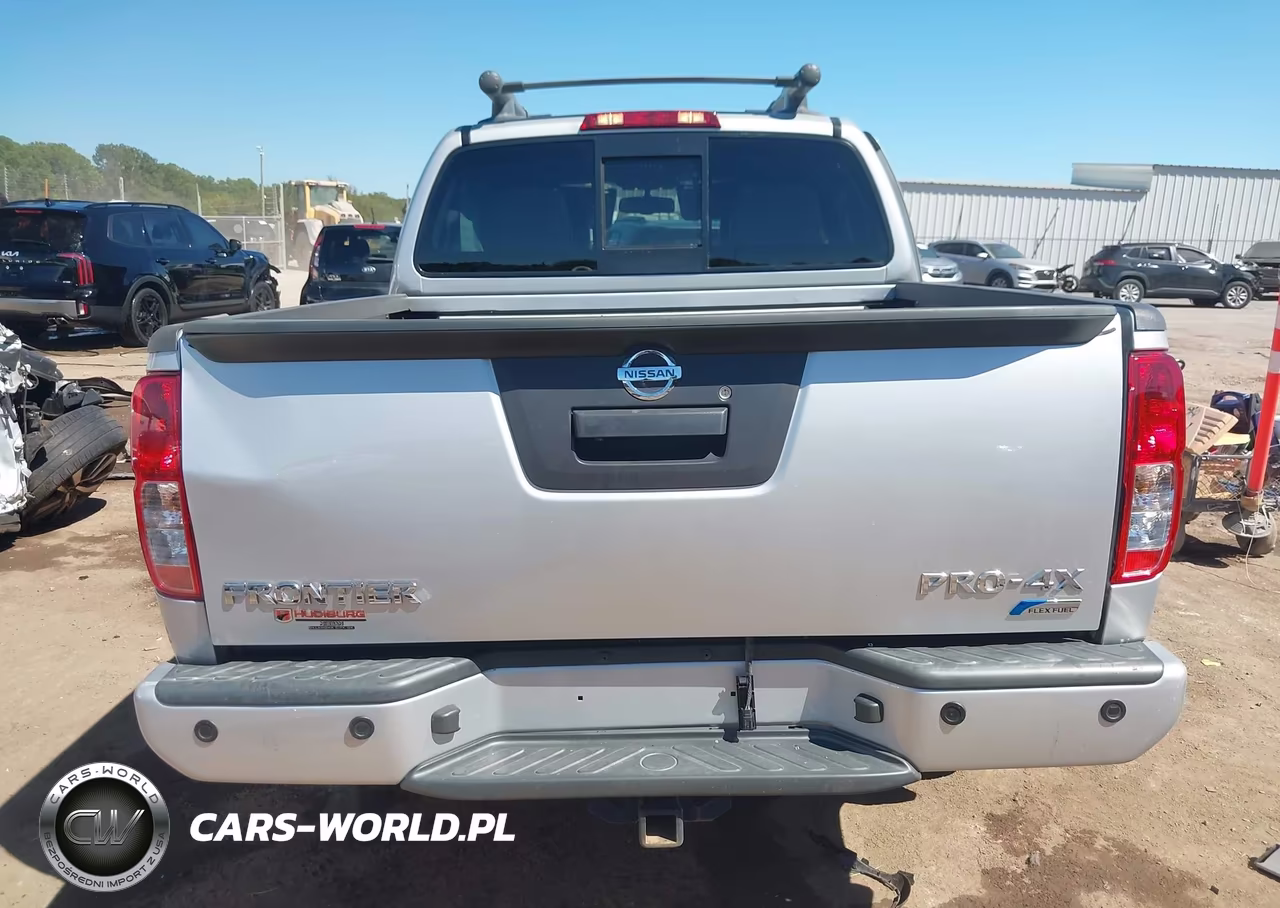 2018 Nissan Frontier Pro-4X VIN:1N6DD0EV0JN752681 - 17