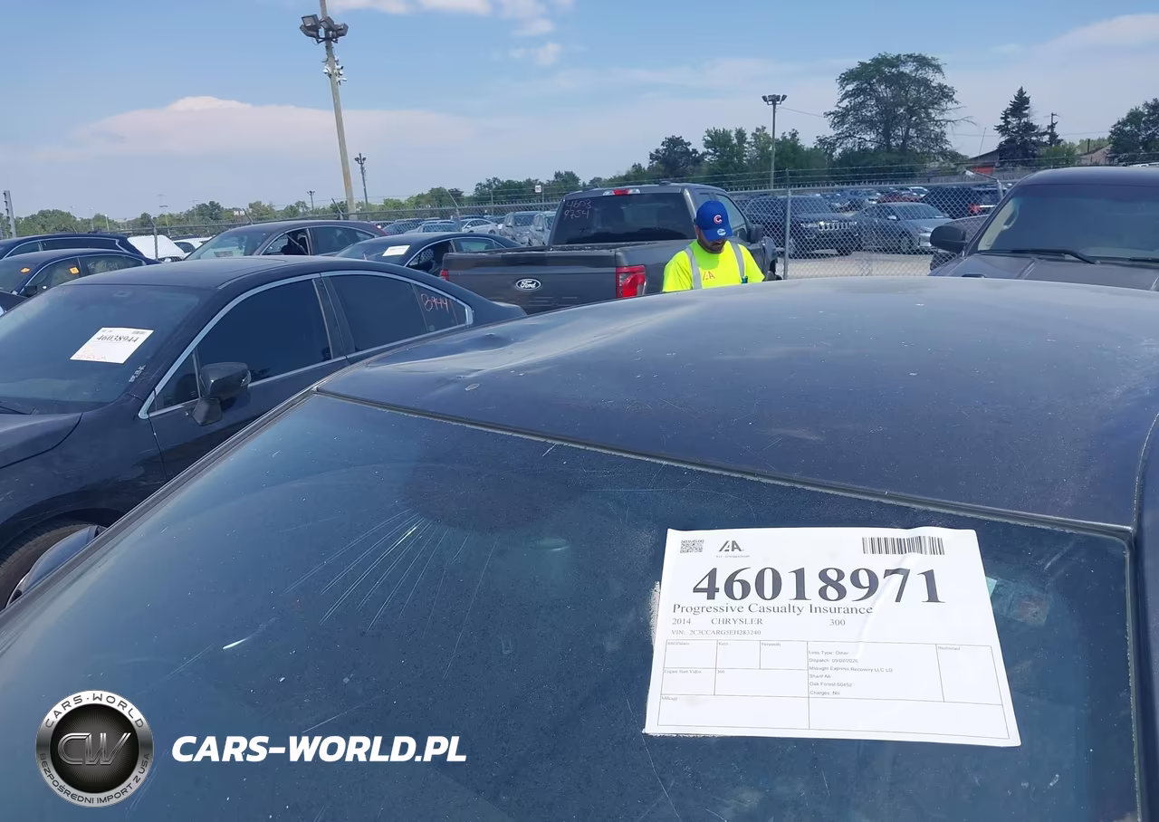 2014 Chrysler 300 VIN:2C3CCARG5EH283240 - 6