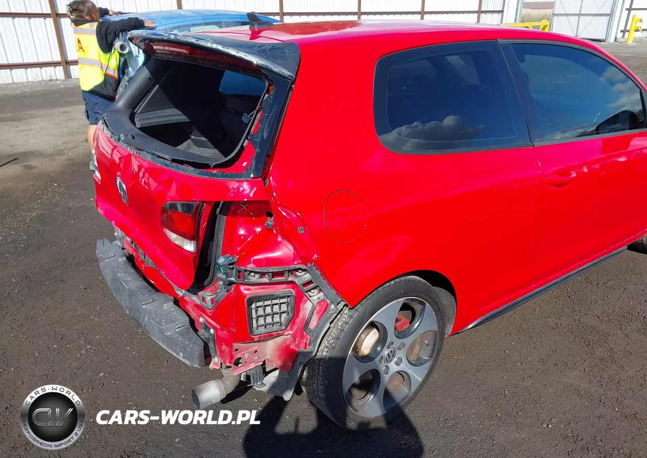 2010 Volkswagen Gti 2-Door VIN:WVWFD7AJXAW238418 - 13