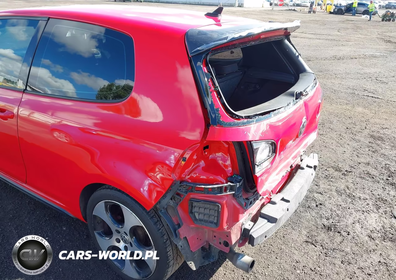 2010 Volkswagen Gti 2-Door VIN:WVWFD7AJXAW238418 - 14