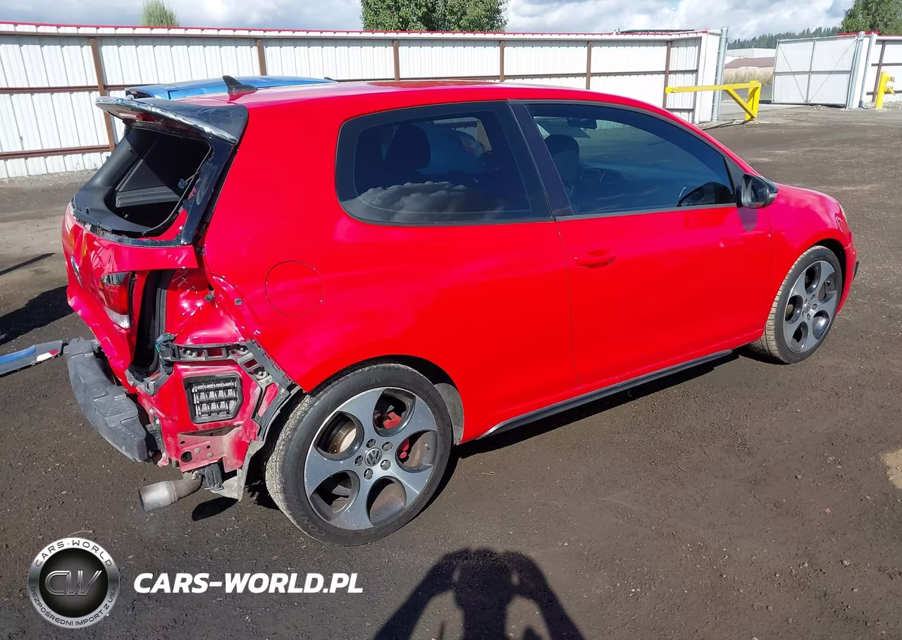 2010 Volkswagen Gti 2-Door VIN:WVWFD7AJXAW238418 - 4