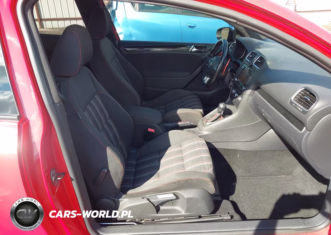 2010 Volkswagen Gti 2-Door VIN:WVWFD7AJXAW238418 - 5
